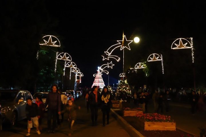 Navidad en Bariloche, calle Independencia. Foto, Asociación Empresaria Hotelera Gastronómica
