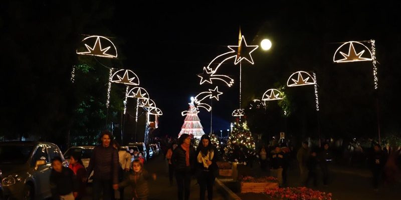 Navidad en Bariloche, calle Independencia. Foto, Asociación Empresaria Hotelera Gastronómica
