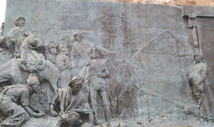 Cerro de la Gloria, Mendoza. Detalle