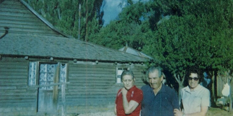 Eduardo Catalán, su esposa María Angélica, y María Luisa Catalán. Foto familiar