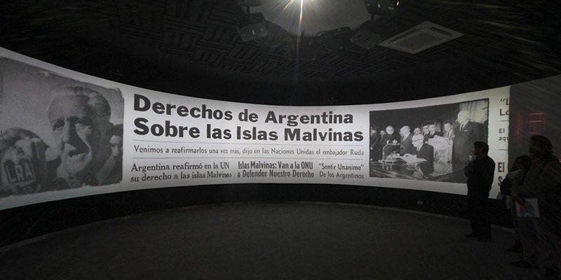Recortes de noticias sobre Resolución, Museo Malvinas e Islas del Atlántico Sur de Buenos Aires